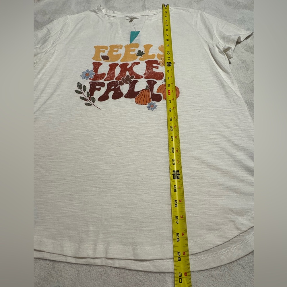 Maurices White 'Feels Like Fall' Short Sleeve Tee - Picture 4 of 8